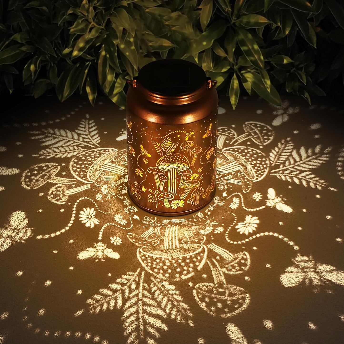 Solar Lanterns Outdoor Waterproof Hummingbird Garden Decor Gifts for Women Mom Grandma Hanging Solar Lights Metal Solar Decoration Outside for Yard, Patio, Backyard, Porch