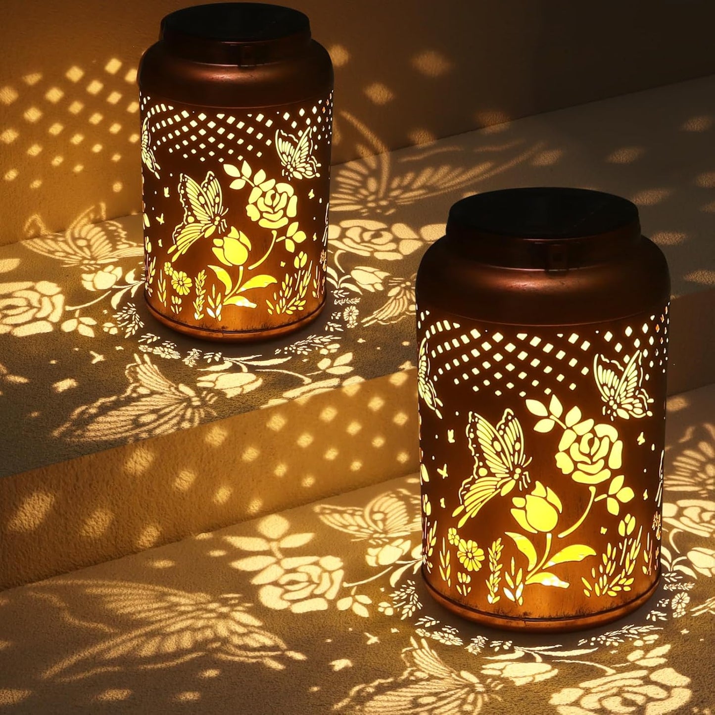 Solar Lanterns Outdoor Waterproof Hummingbird Garden Decor Gifts for Women Mom Grandma Hanging Solar Lights Metal Solar Decoration Outside for Yard, Patio, Backyard, Porch